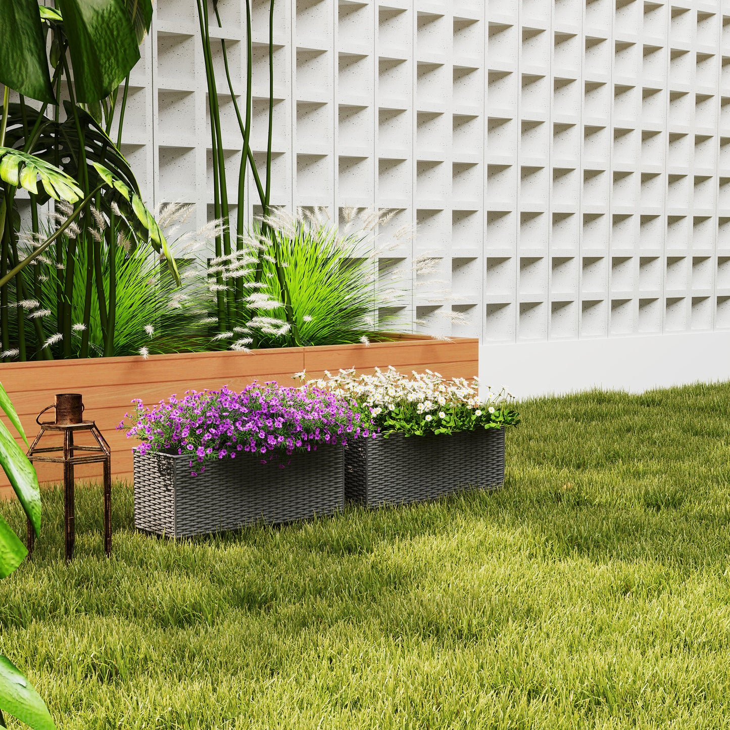 Set of Two Rattan-Effect Planters (1)