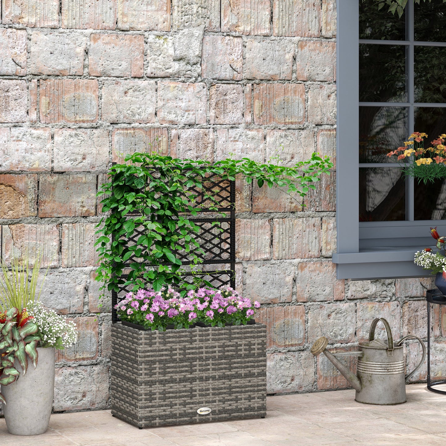 22 L Rattan Planter with Trellis