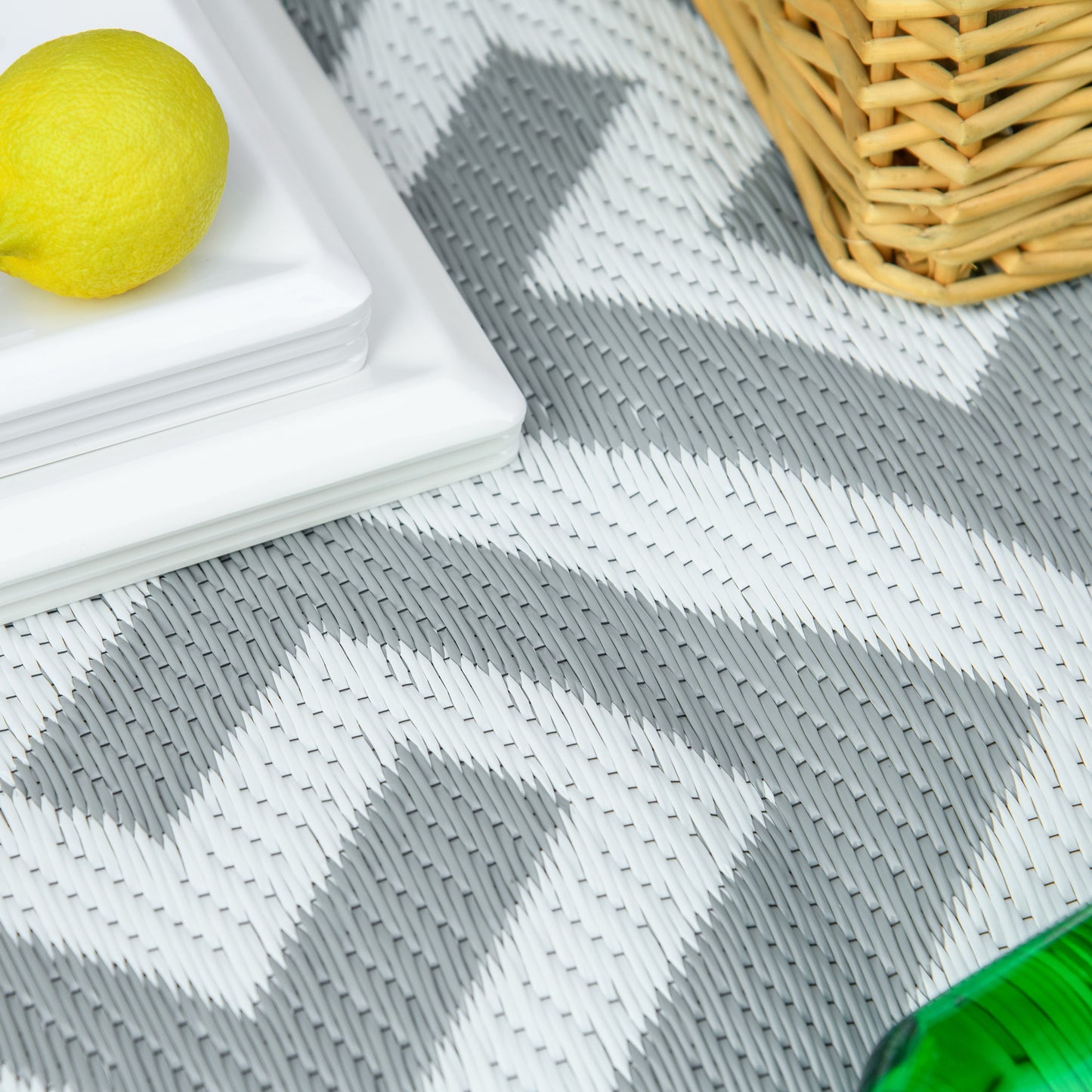 Outdoor Rug Reversible Mat Plastic Straw Rug Portable RV Camping Mat (1)