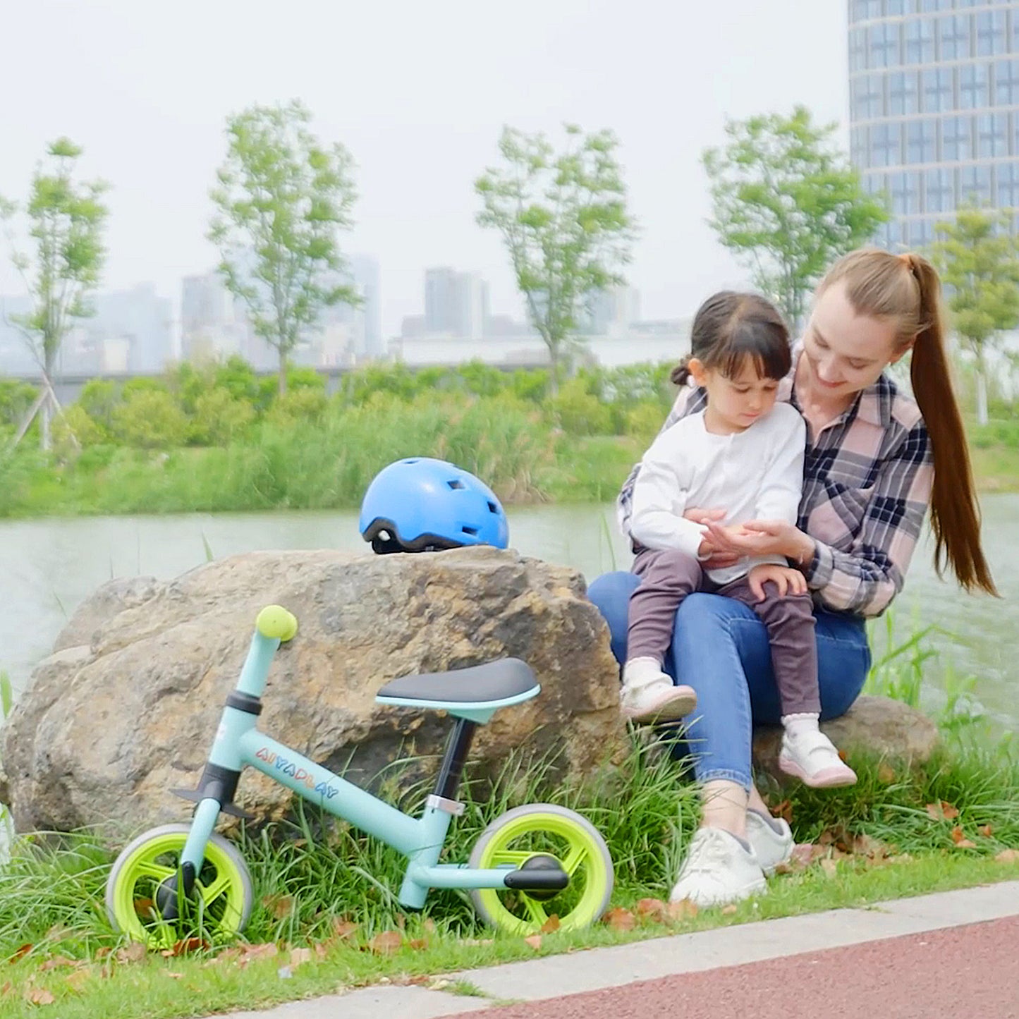 8" Balance Bike, Lightweight Training Bike for Children