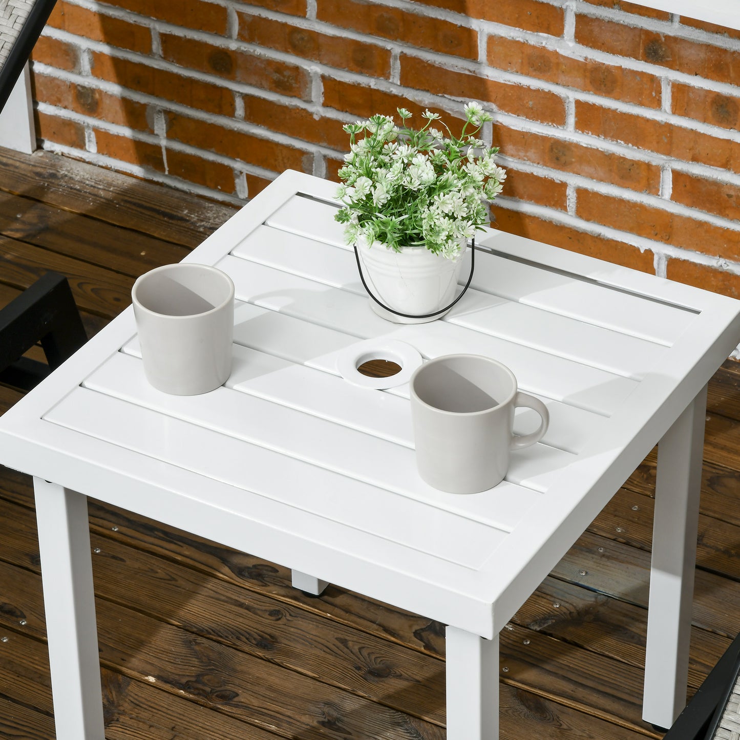 Garden Side Table End Table Patio Coffee Table with Umbrella Hole