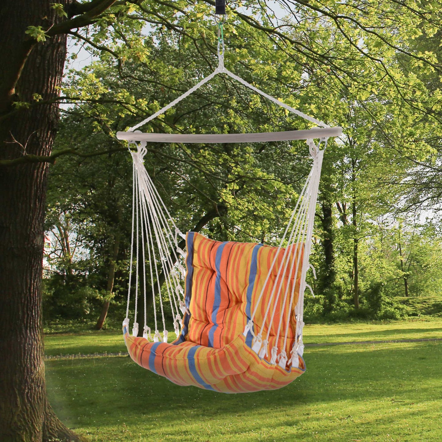 Outdoor Hanging Rope Chair with Soft Padded Seat & Backrest