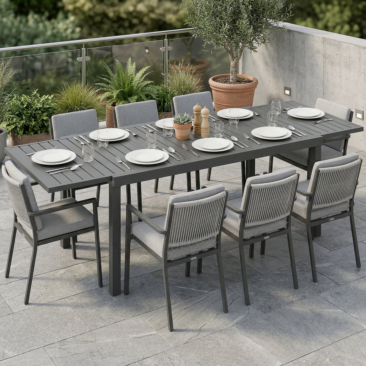 Extending Garden Table for 6-8 People