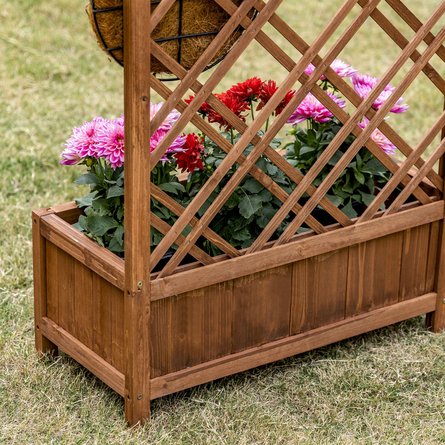 Garden Planter with Trellis