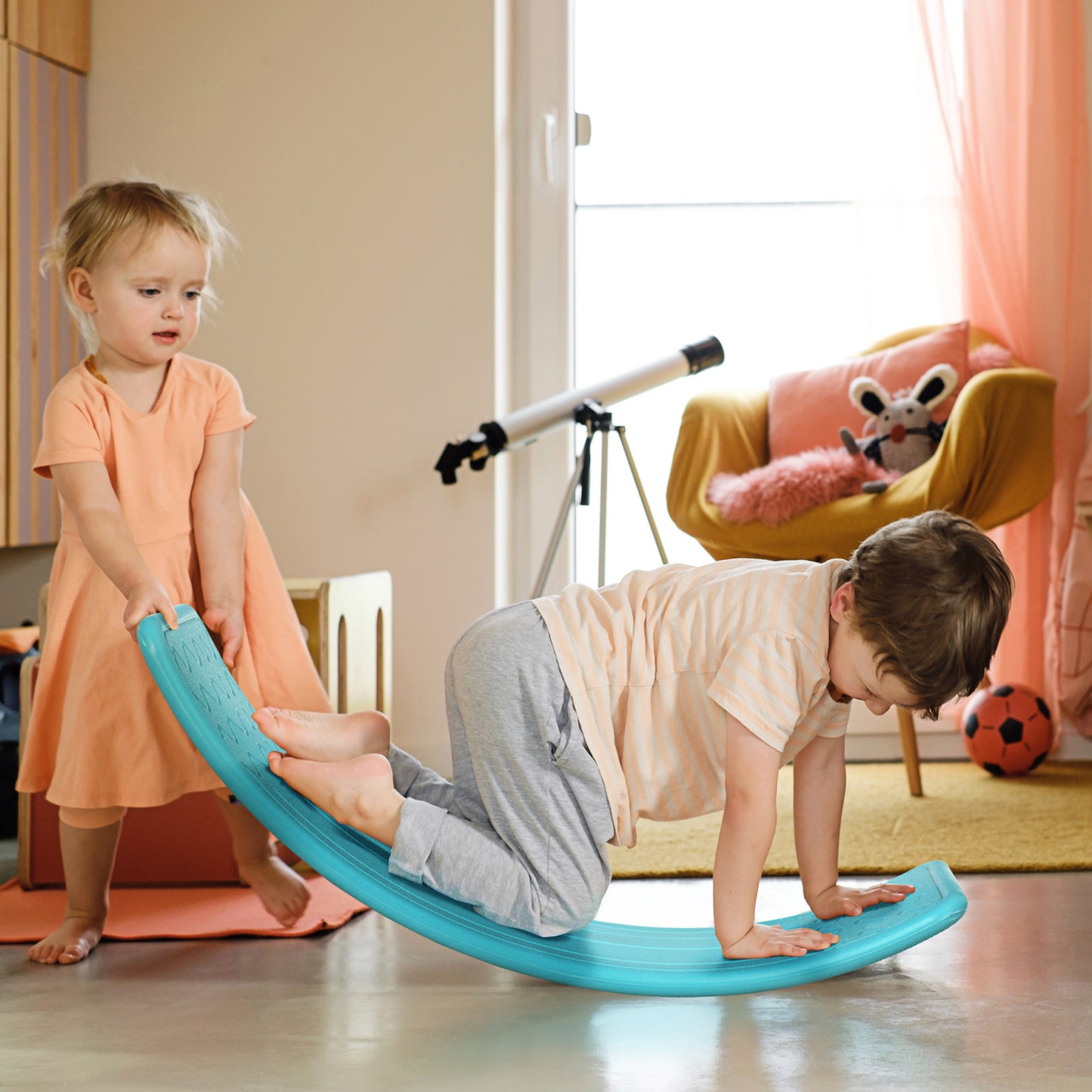 Balance Board, Kids Wobble board, for Ages 3-6 Years