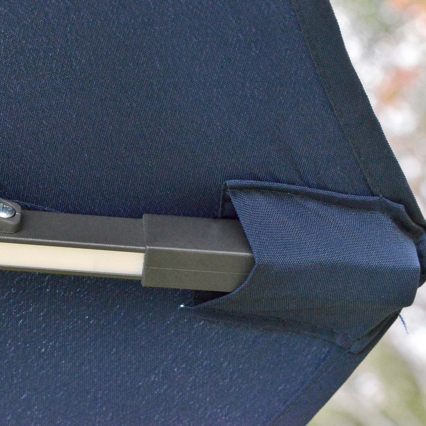 3(m) LED Cantilever Parasol Outdoor Sun Umbrella w/ Base Solar Lights