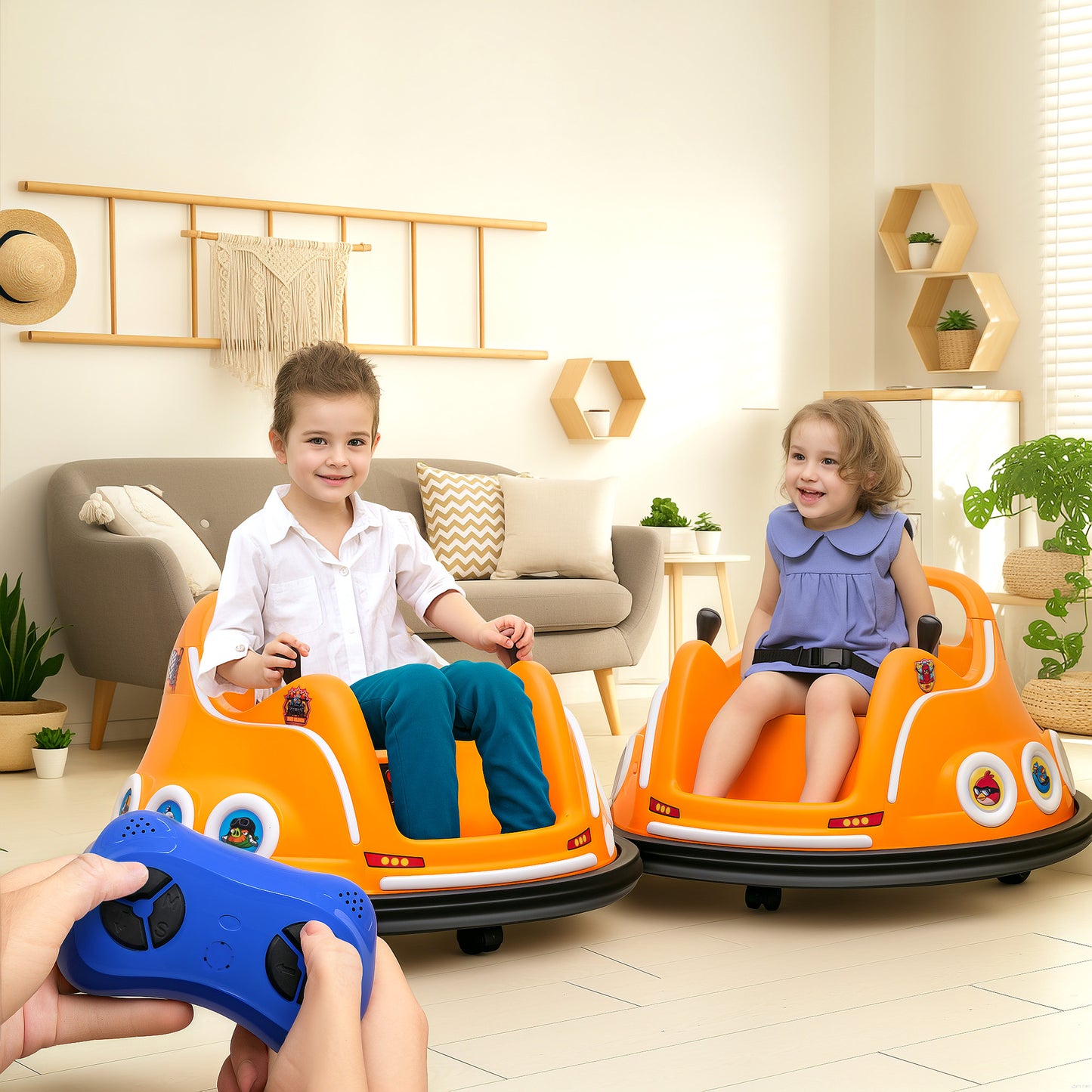 Angry Bird Licensed Waltzer Car, 12V Kids Bumper Car w/ Joysticks