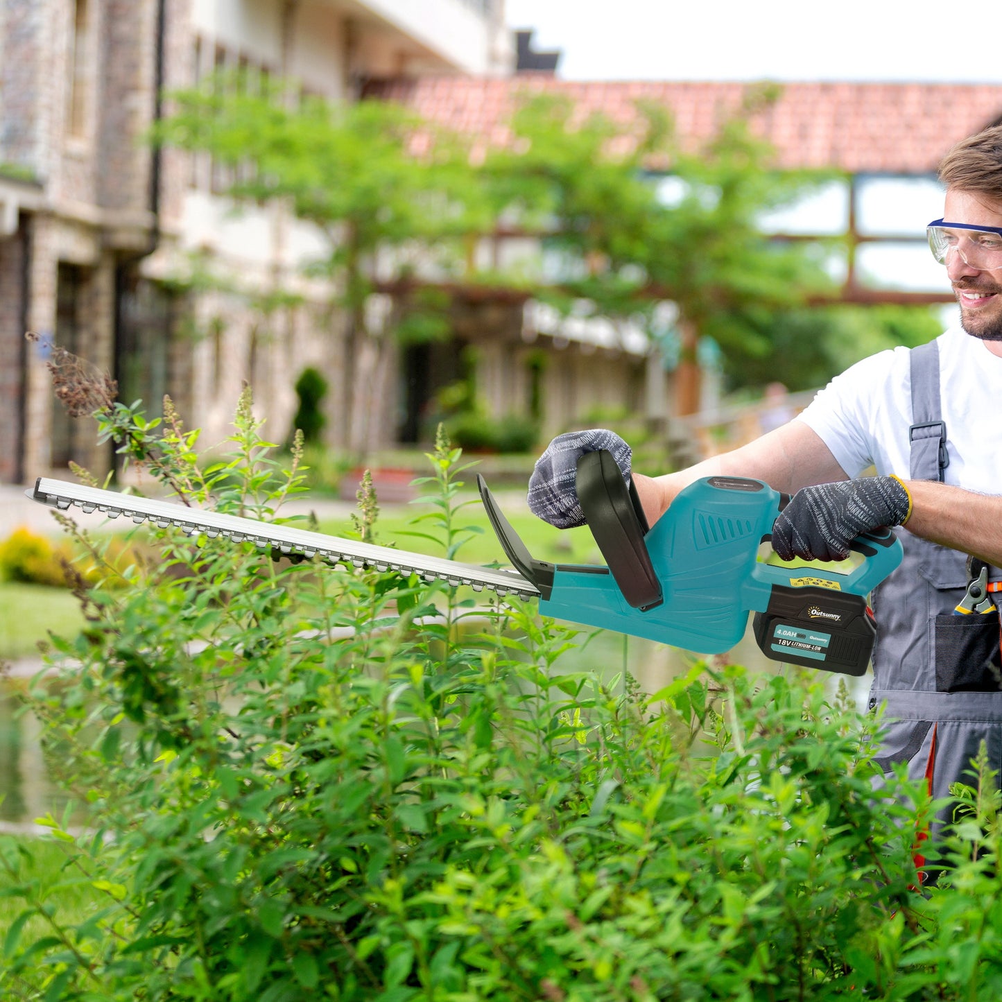 20" Cordless Hedge Trimmer