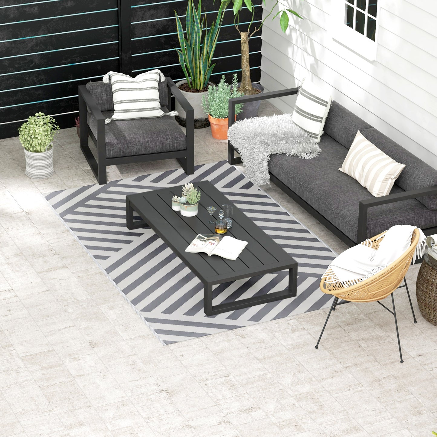 Plastic Straw Reversible RV Outdoor Rug with Carry Bag, 182 x 274cm (1)