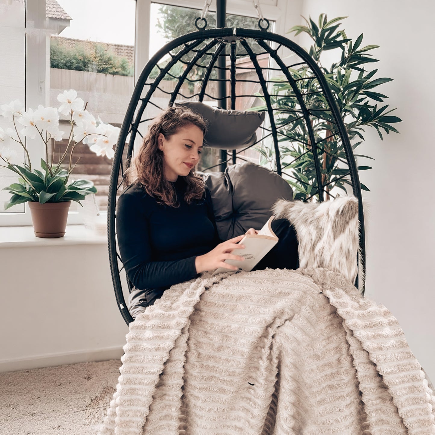 Hanging Egg Chair Outdoor Indoor Garden Swing Chair (6)