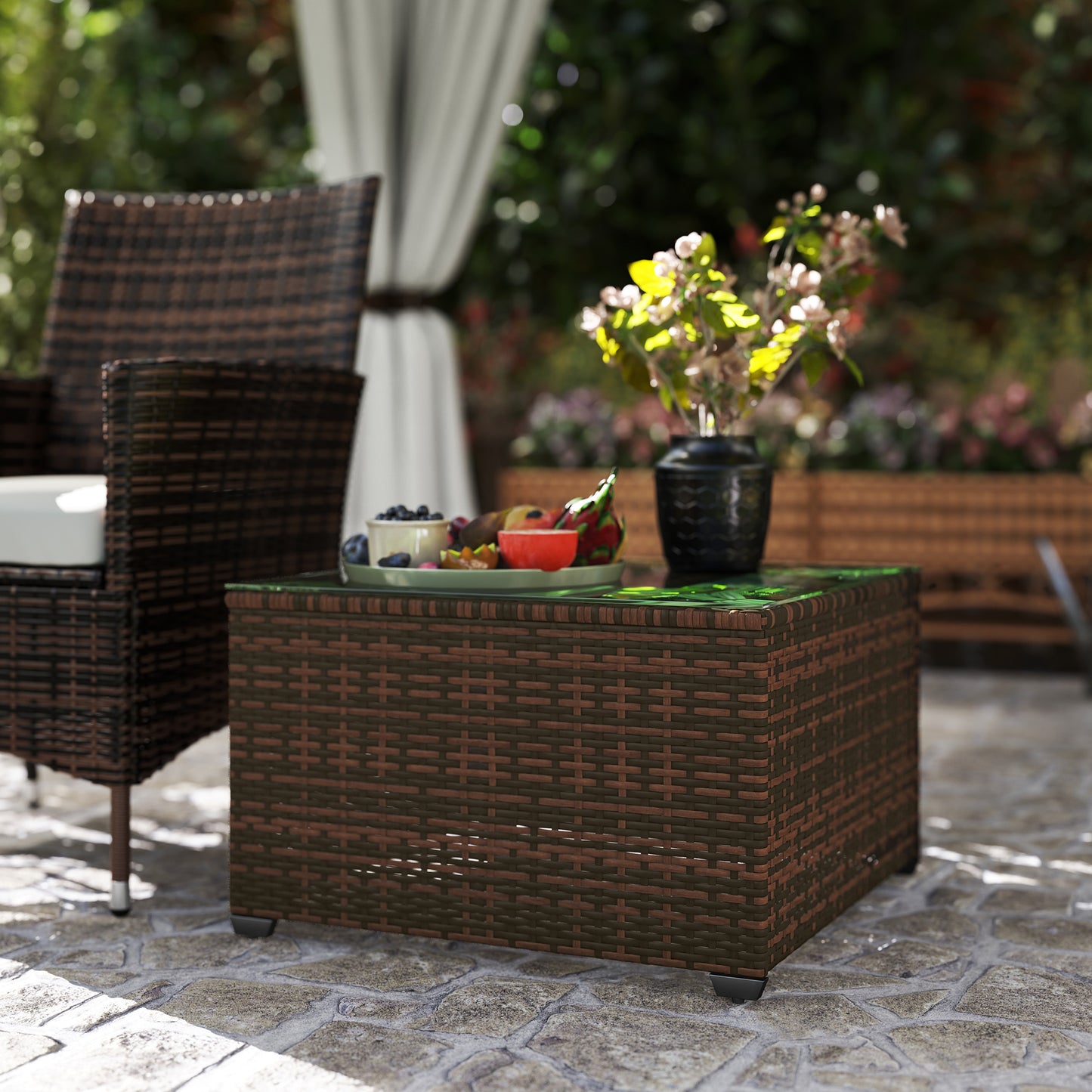 62 x 62cm Glass-Top Rattan Side Table