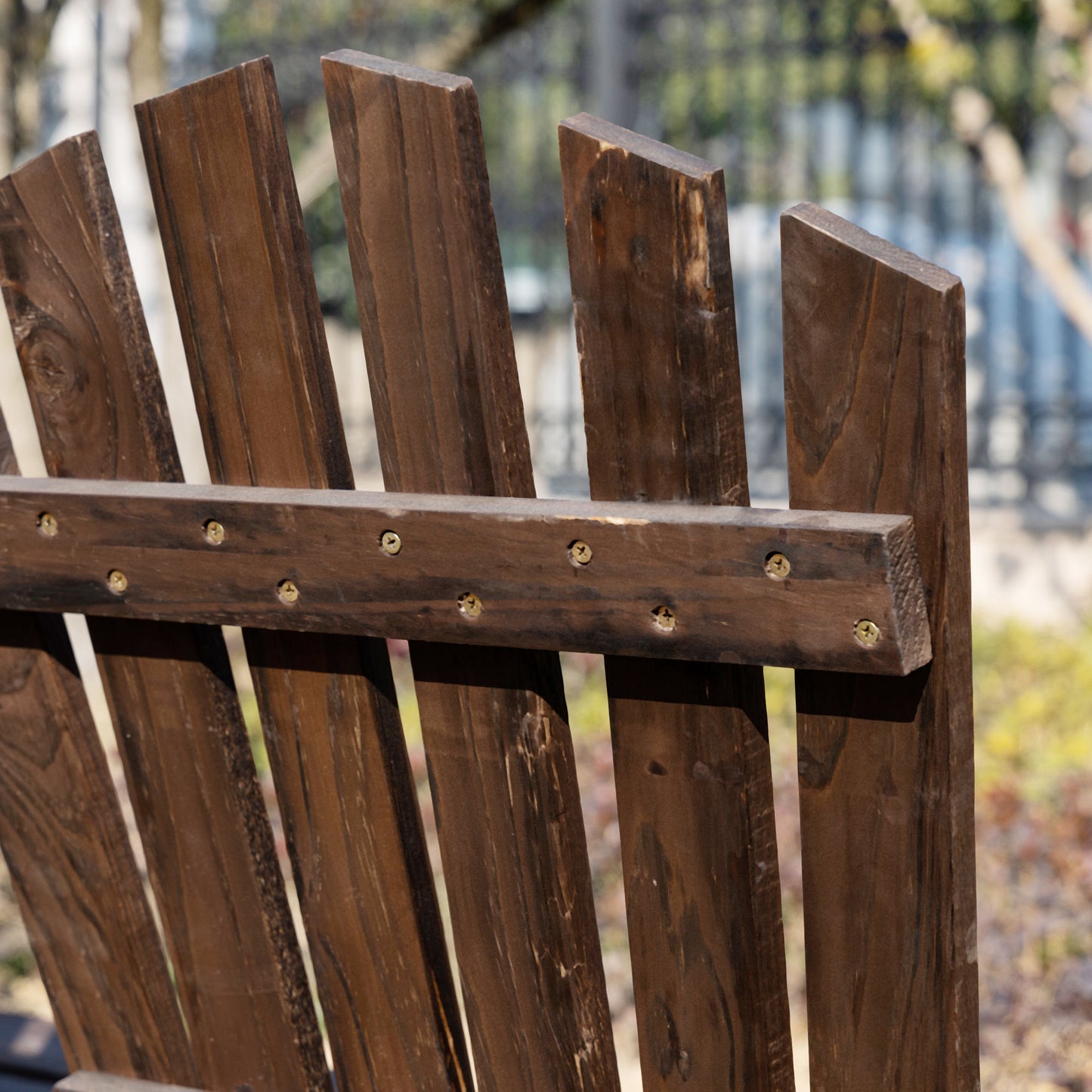 Fir Logs Love Seats with Wheel-Shaped Armrests