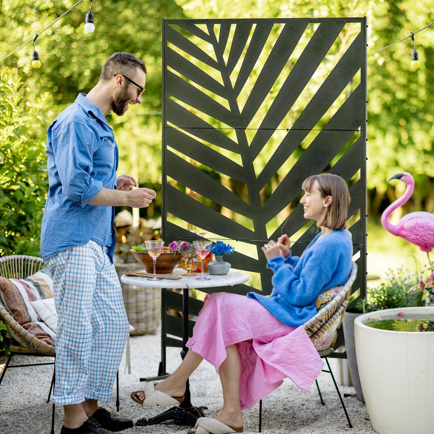 Decorative Privacy Screen with Stand (1)