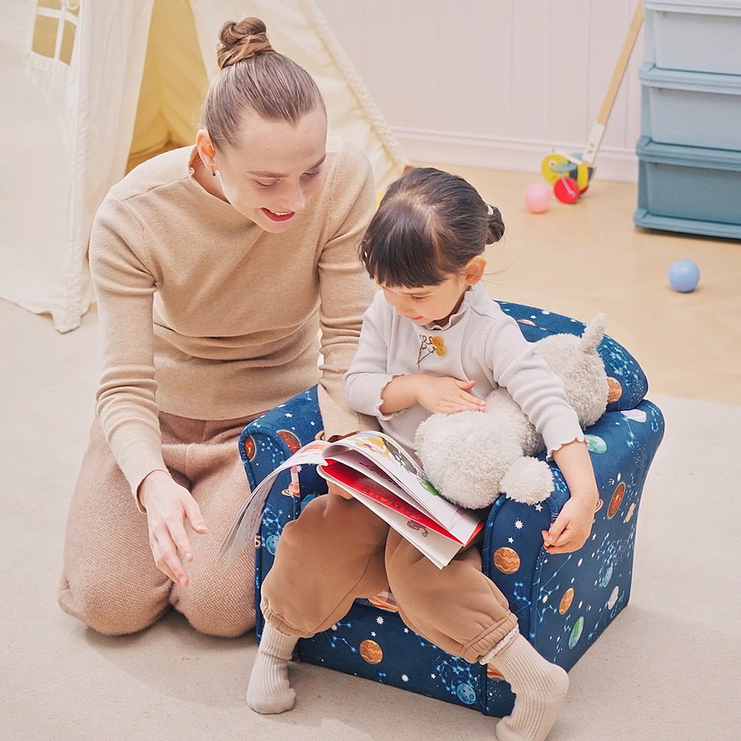Kids Planet-Themed Armchair, with Non-Slip Feet, Wooden Frame