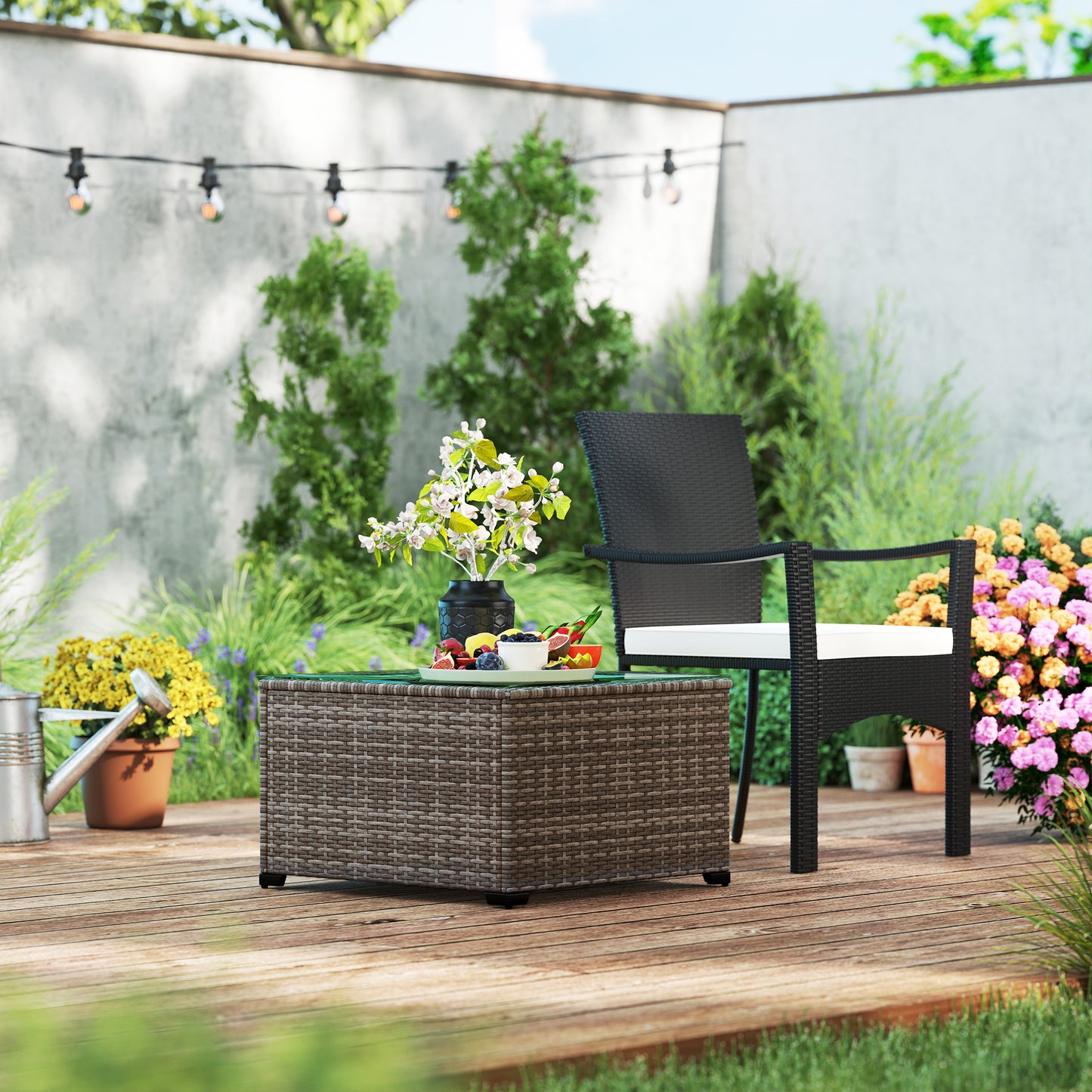 62 x 62cm Glass-Top Rattan Side Table