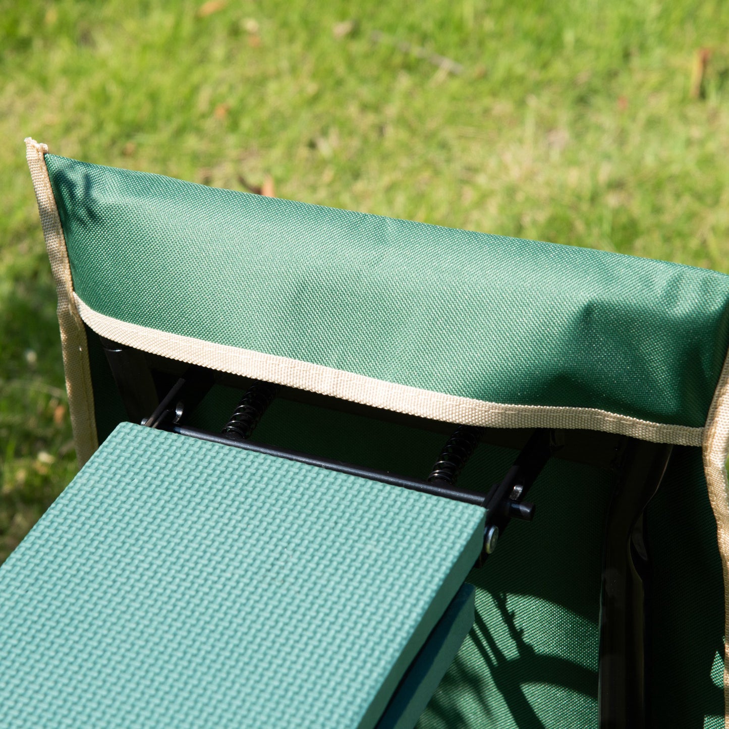 Steel Frame Padded Garden Kneeler, with Tool Bag