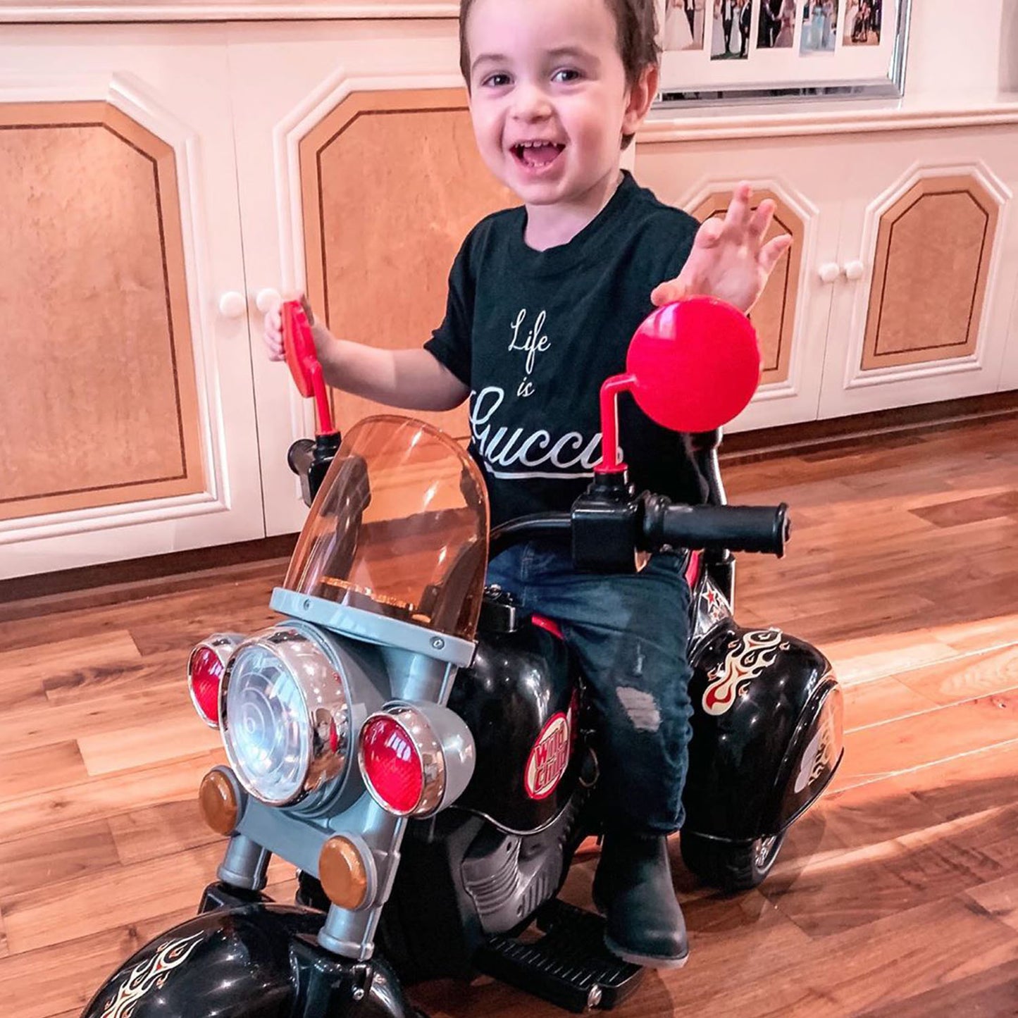 Kids Ride On Toy Car Motorbike Electric Scooter 6V Battery Operated