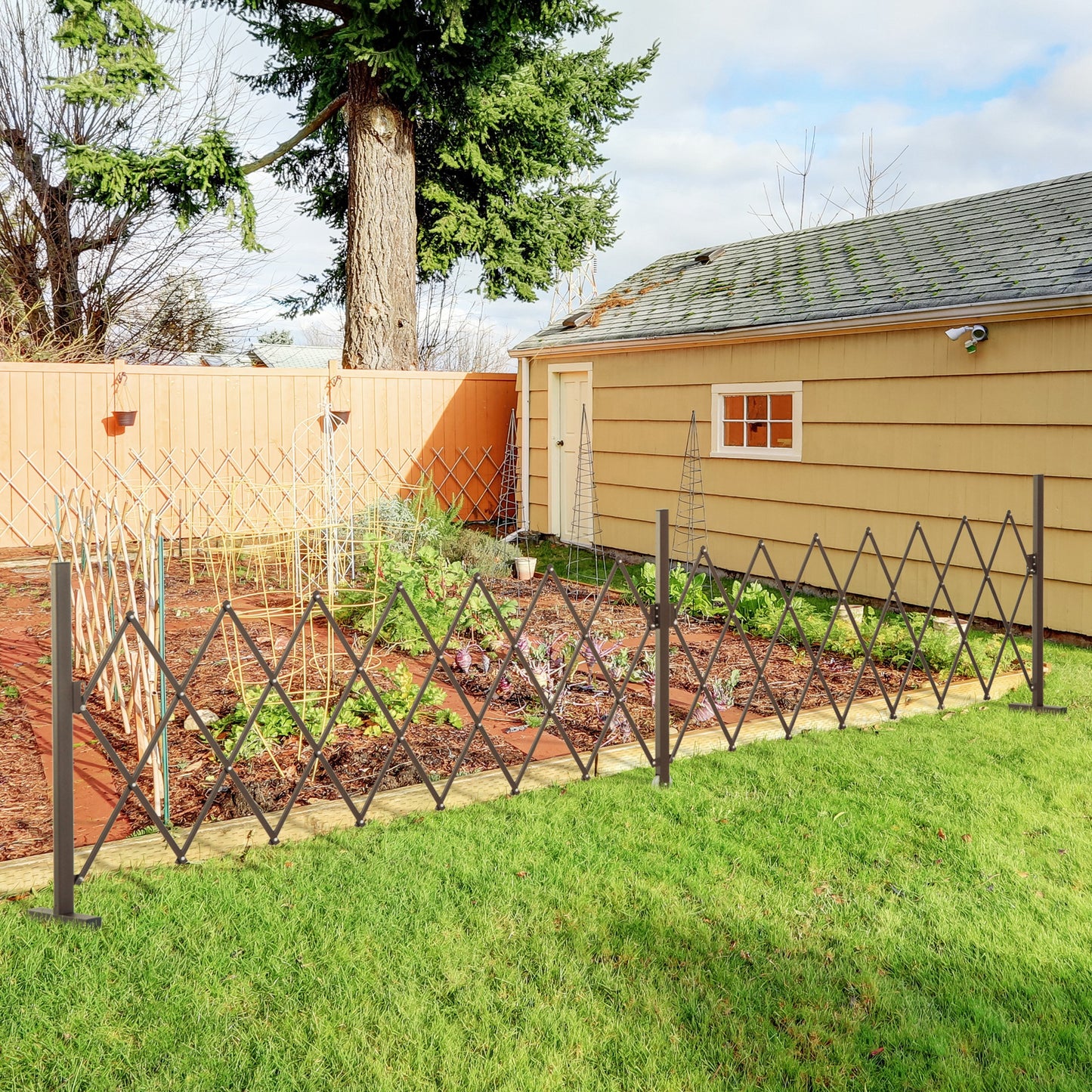 Expanding Trellis Fence Freestanding Movable Fence Foldable Garden