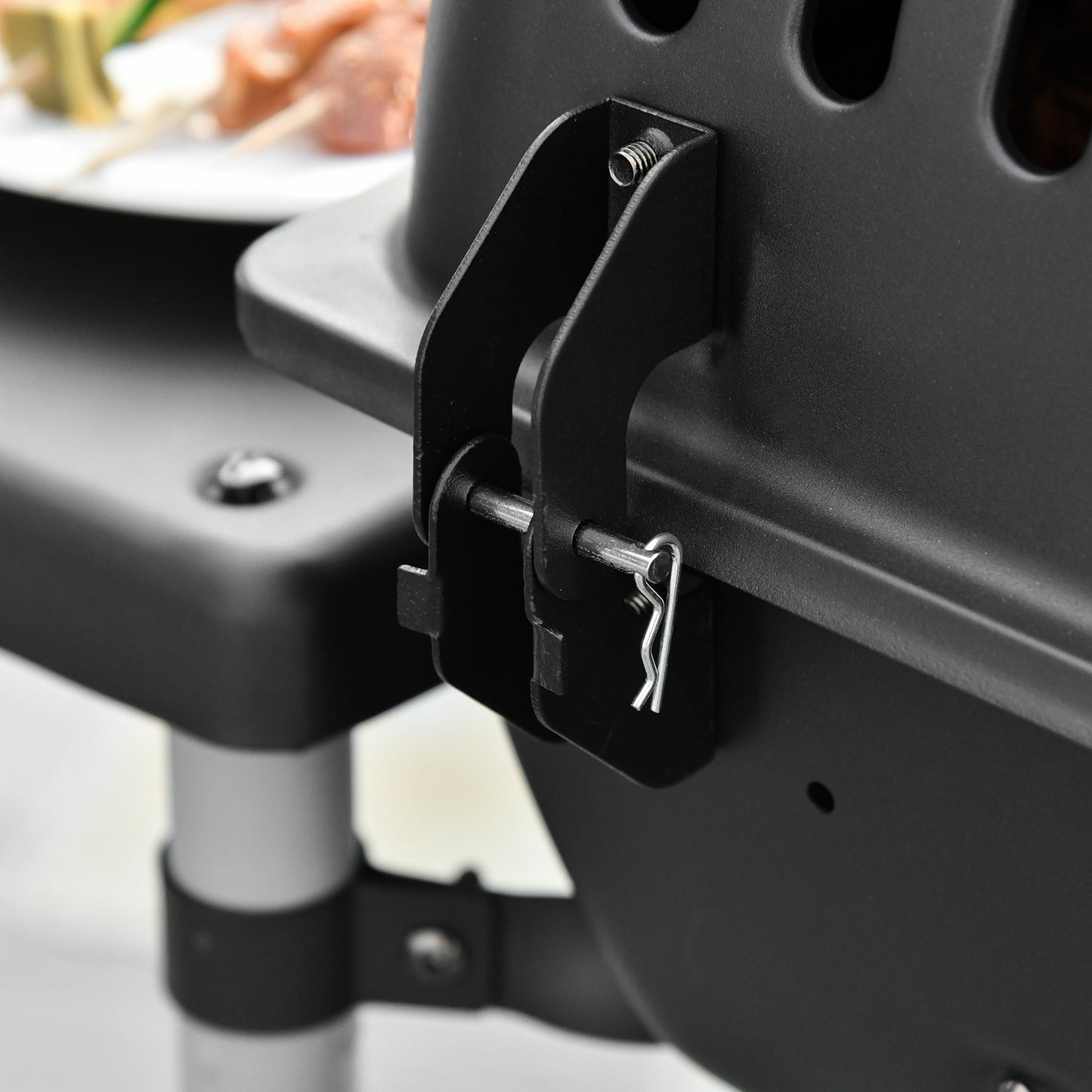 2 Burner Gas BBQ Trolley with Lid