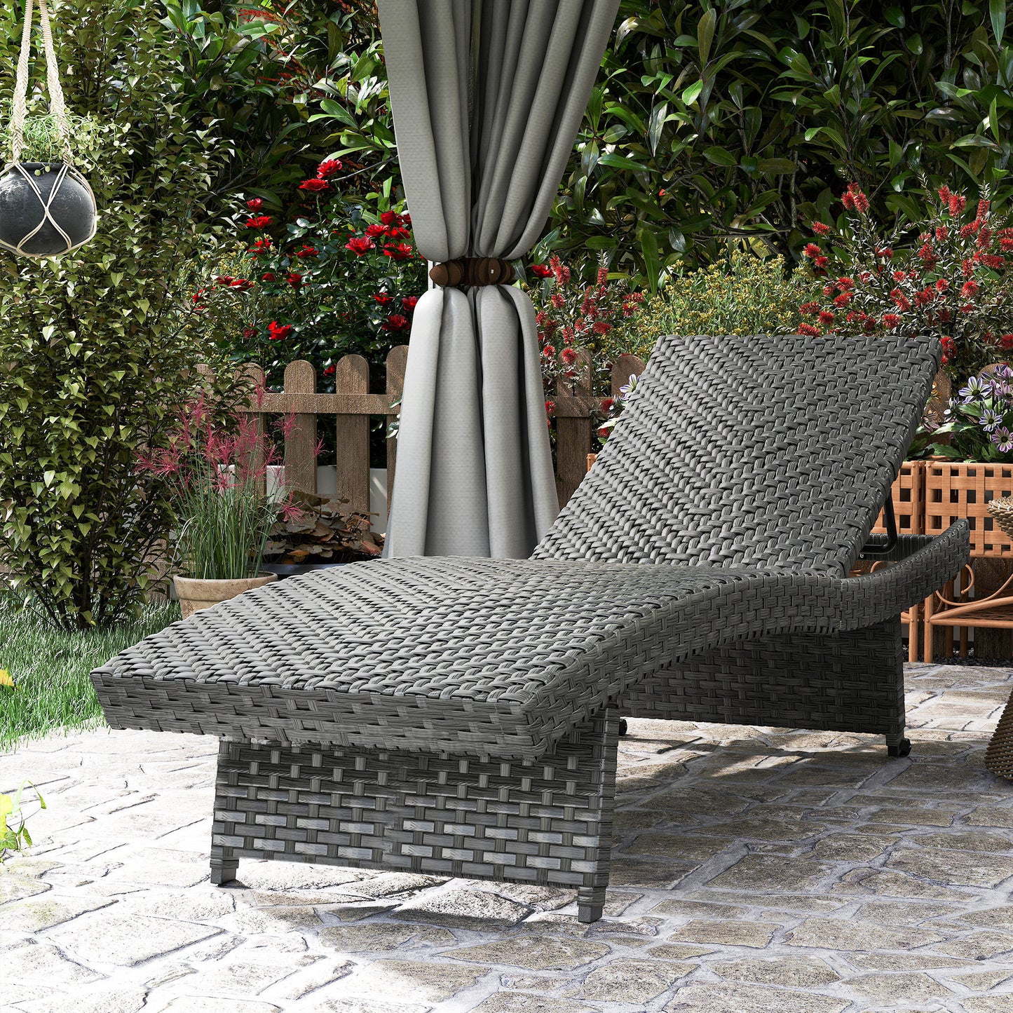 Outdoor PE Rattan Sun Lounger