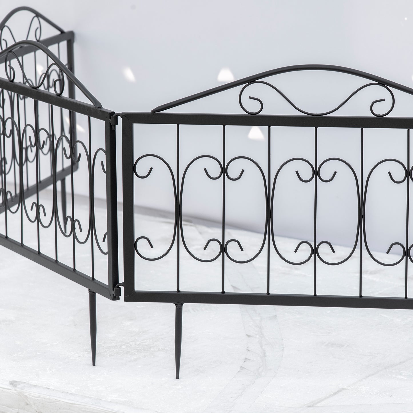 Decorative Garden Fencing, 4PCs Outdoor Picket Fence Panels (1)