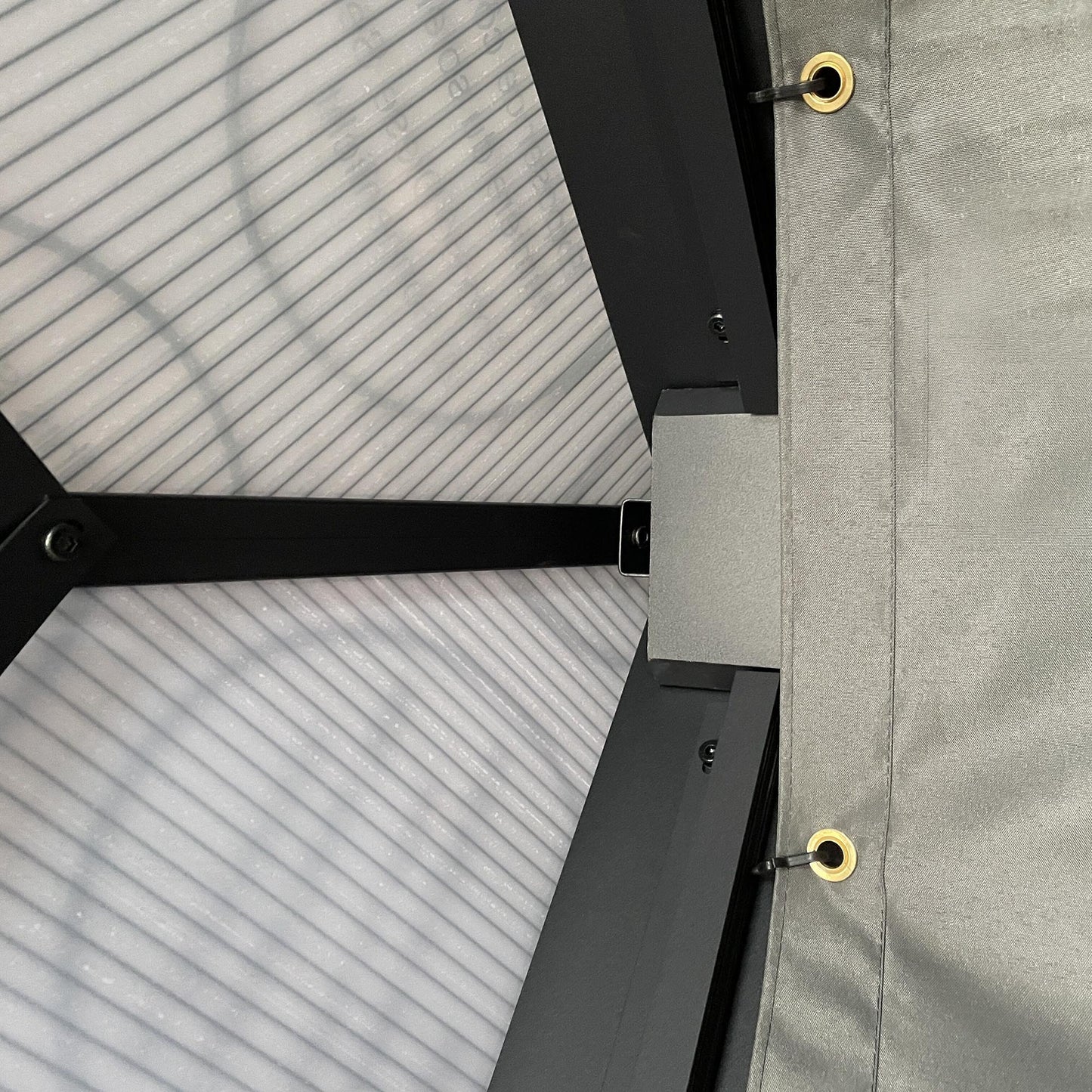 3.6 x 4m Hardtop Gazebo Canopy with Polycarbonate Roof (1)