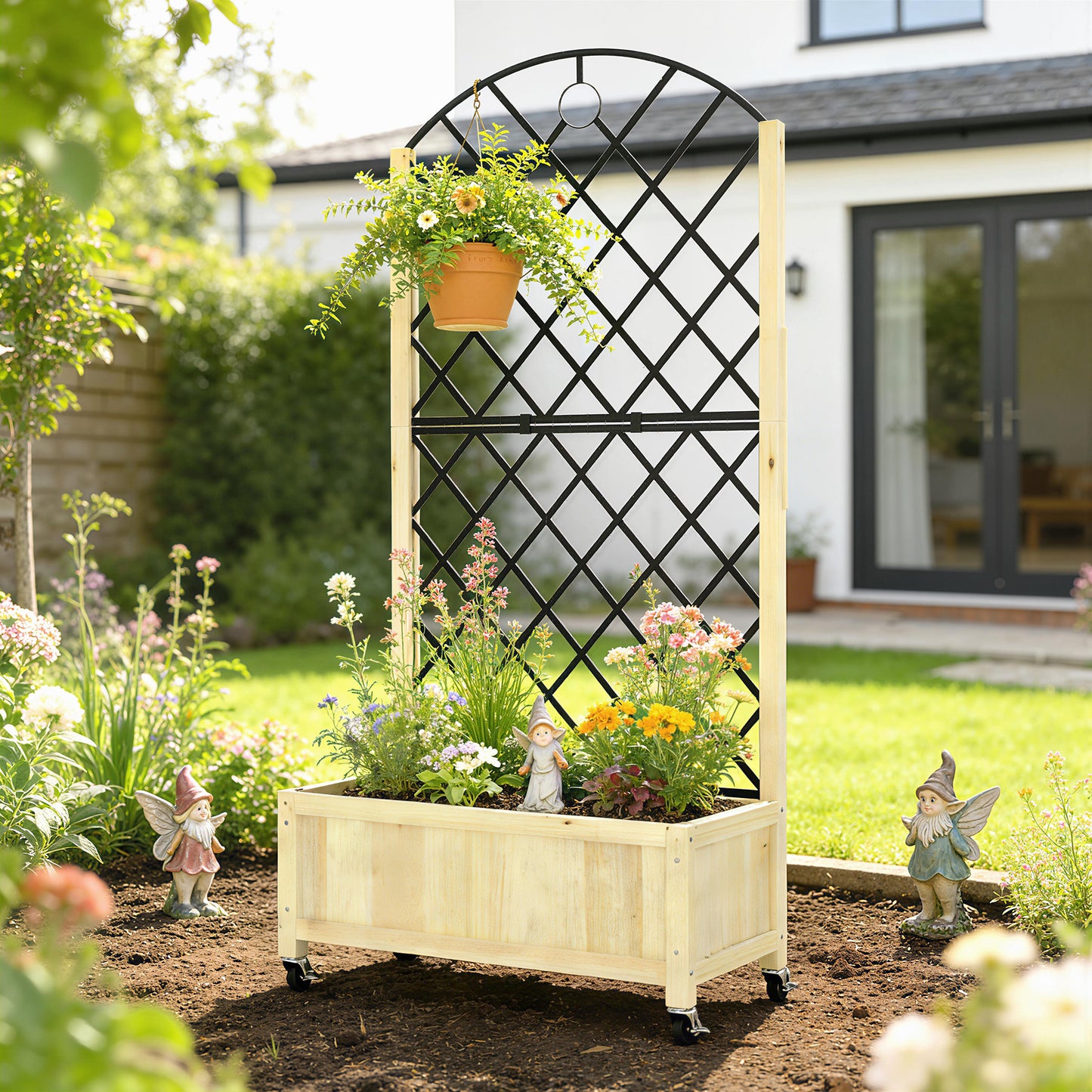 Raised Garden Bed with Metal Trellis (1)
