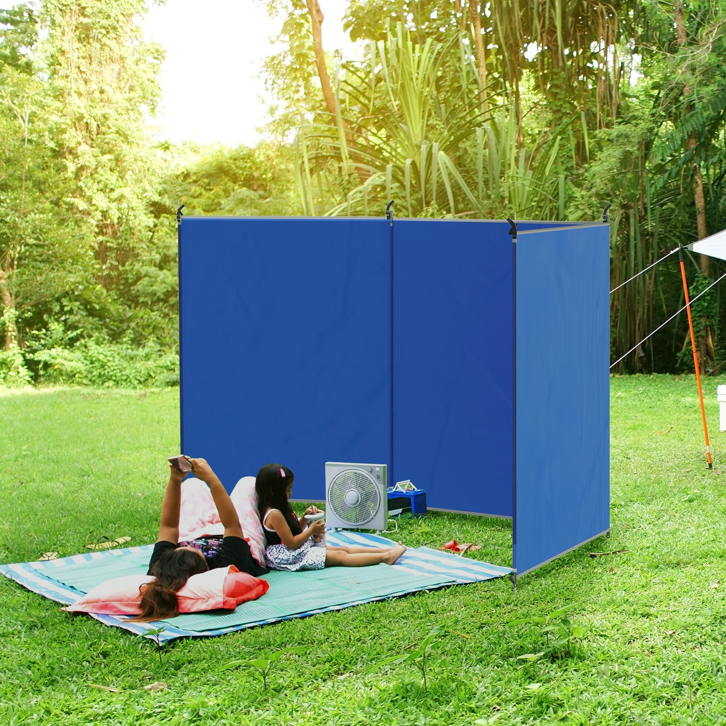 Camping Windbreak, Foldable Portable Wind Blocker w/ Carry Bag (1)