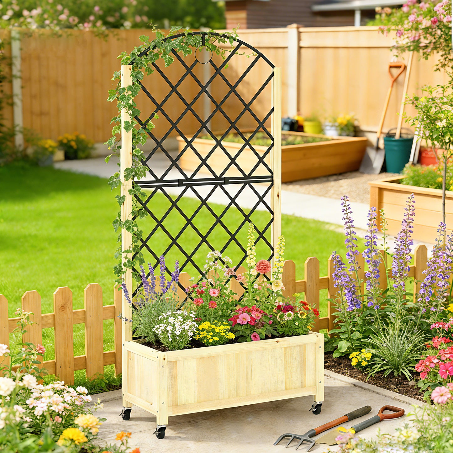 Raised Garden Bed with Metal Trellis (1)