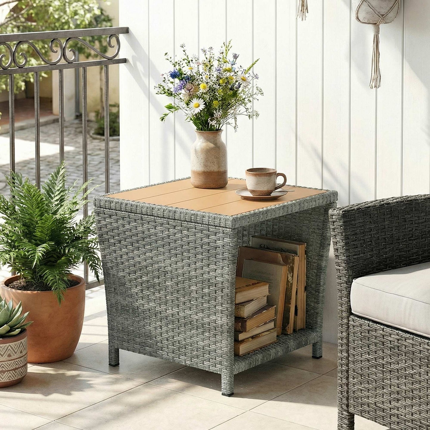 Side Table 2-Tier Outdoor Coffee Table (2)