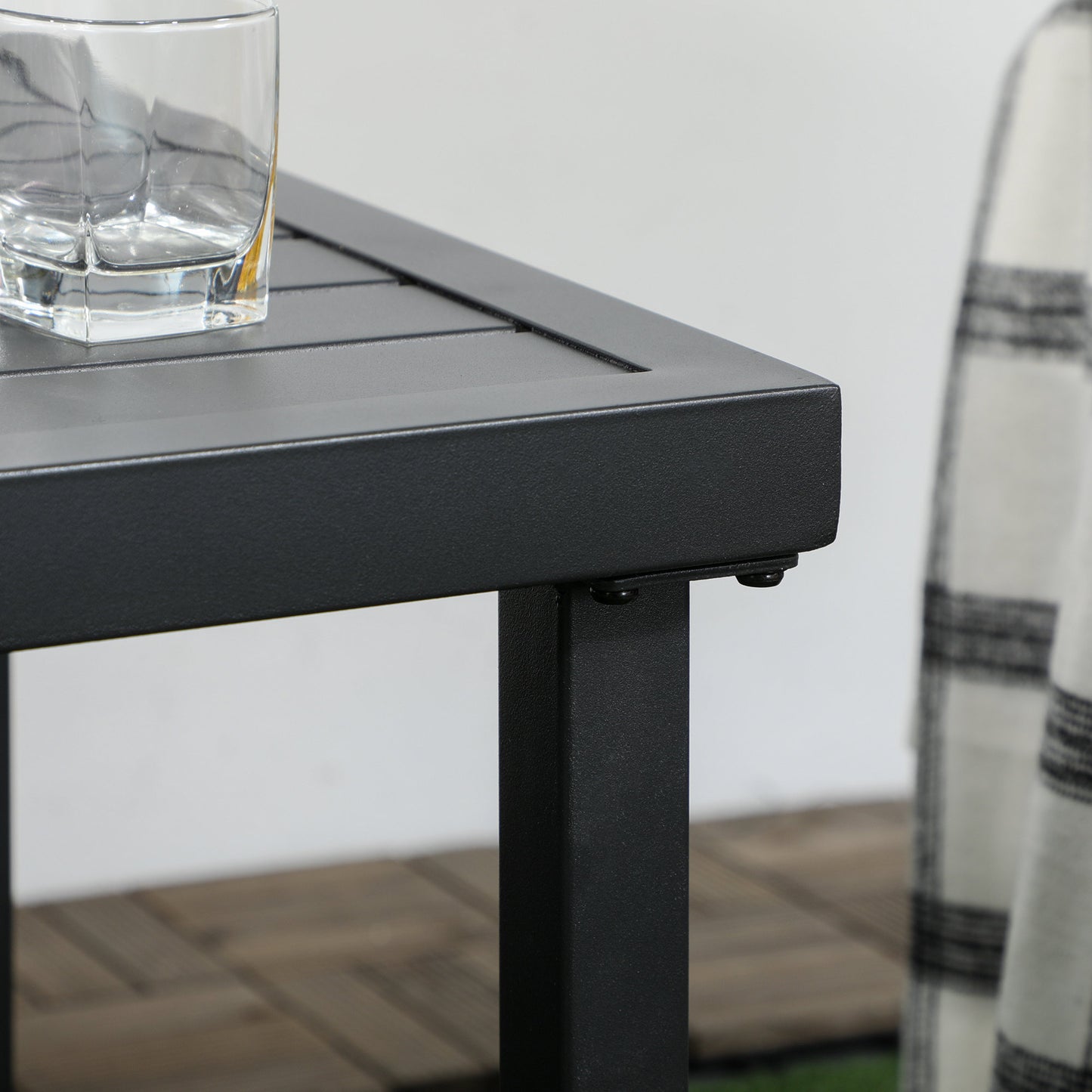 Garden Side Table End Table Patio Coffee Table with Umbrella Hole