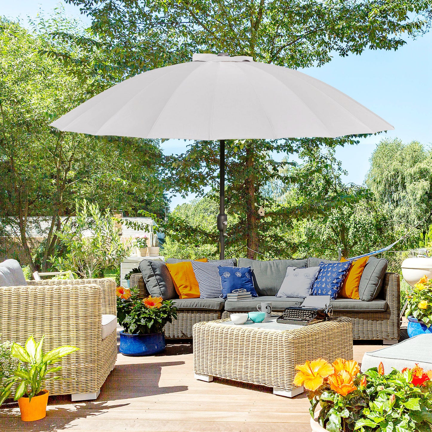 2.5m Tilting Parasol, with Pleated Canopy
