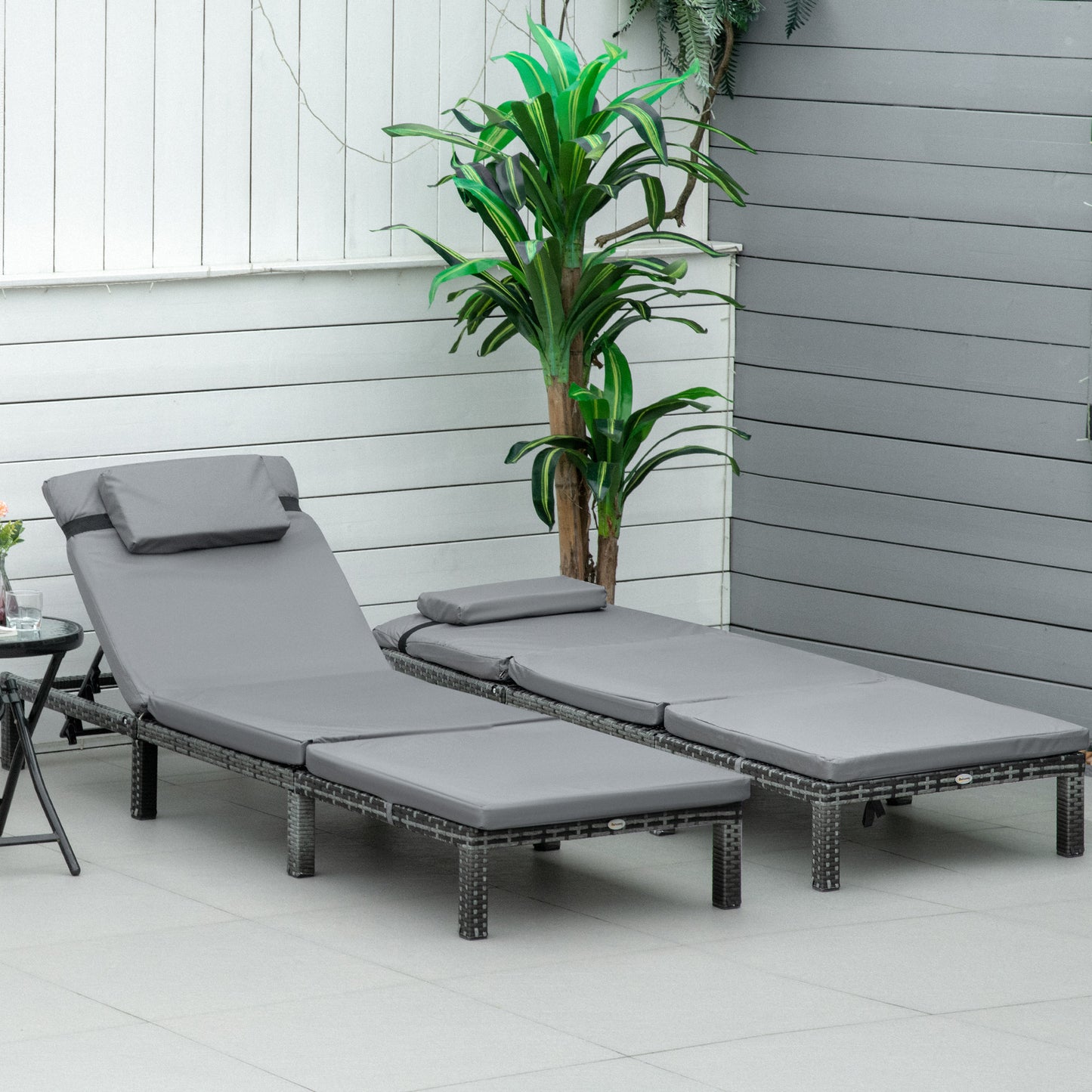 2 Pieces Outdoor PE Rattan Sun Loungers set of 2 with Cushion