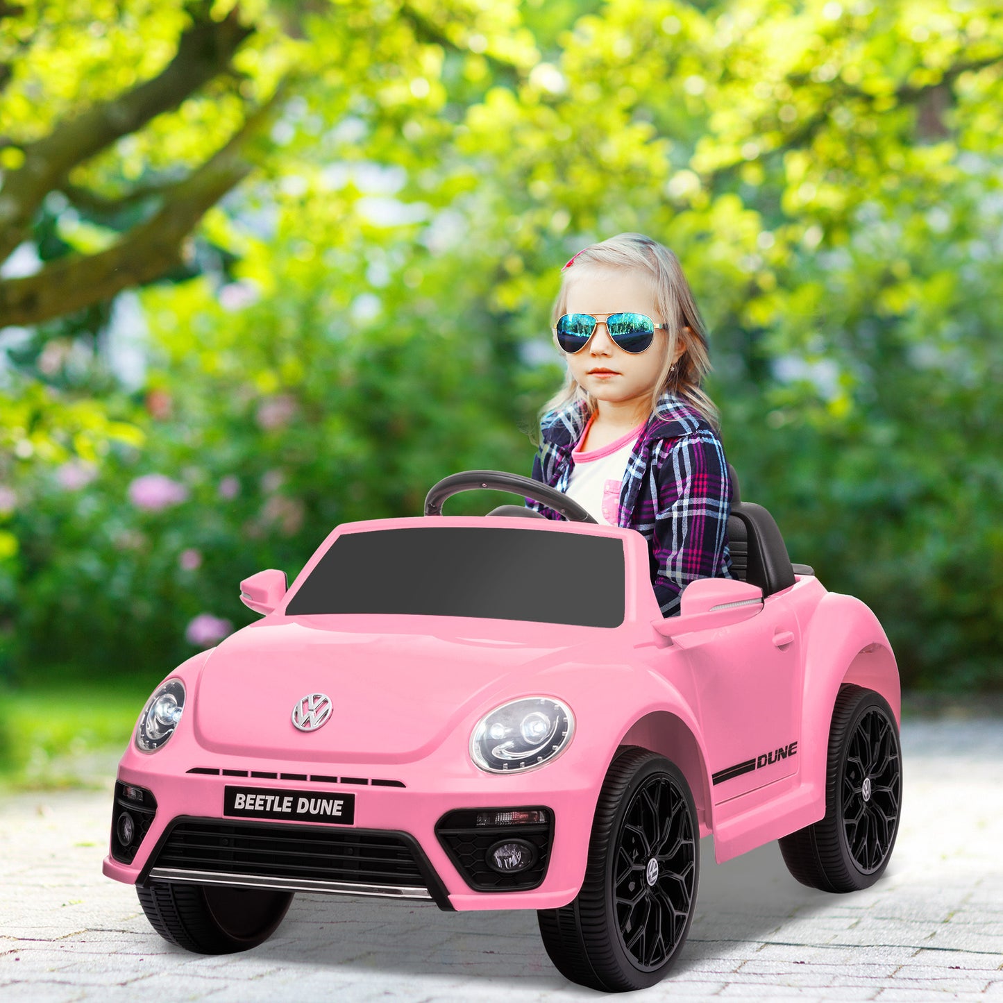 Volkswagen Beetle Licensed 12V Ride on Car w/ Remote Control