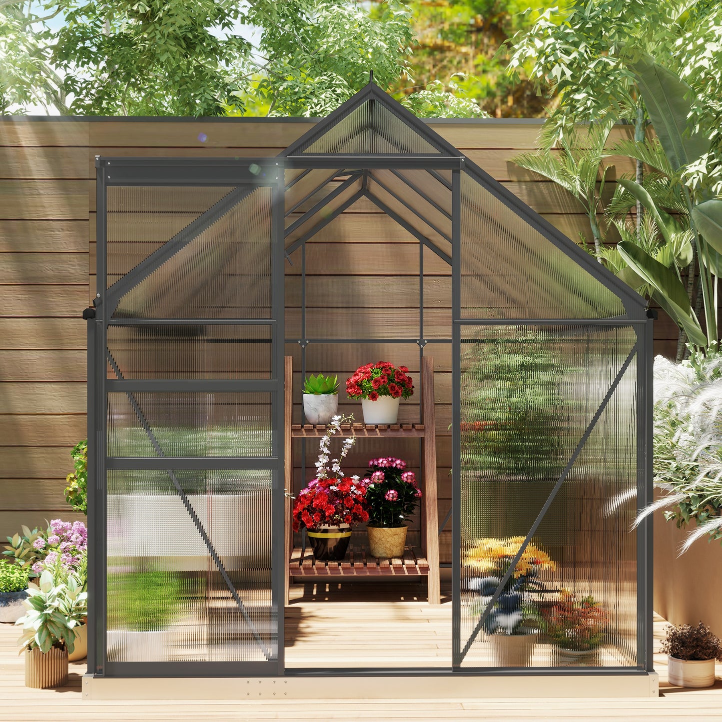 190 x 253 cm Walk-In Polycarbonate Greenhouse