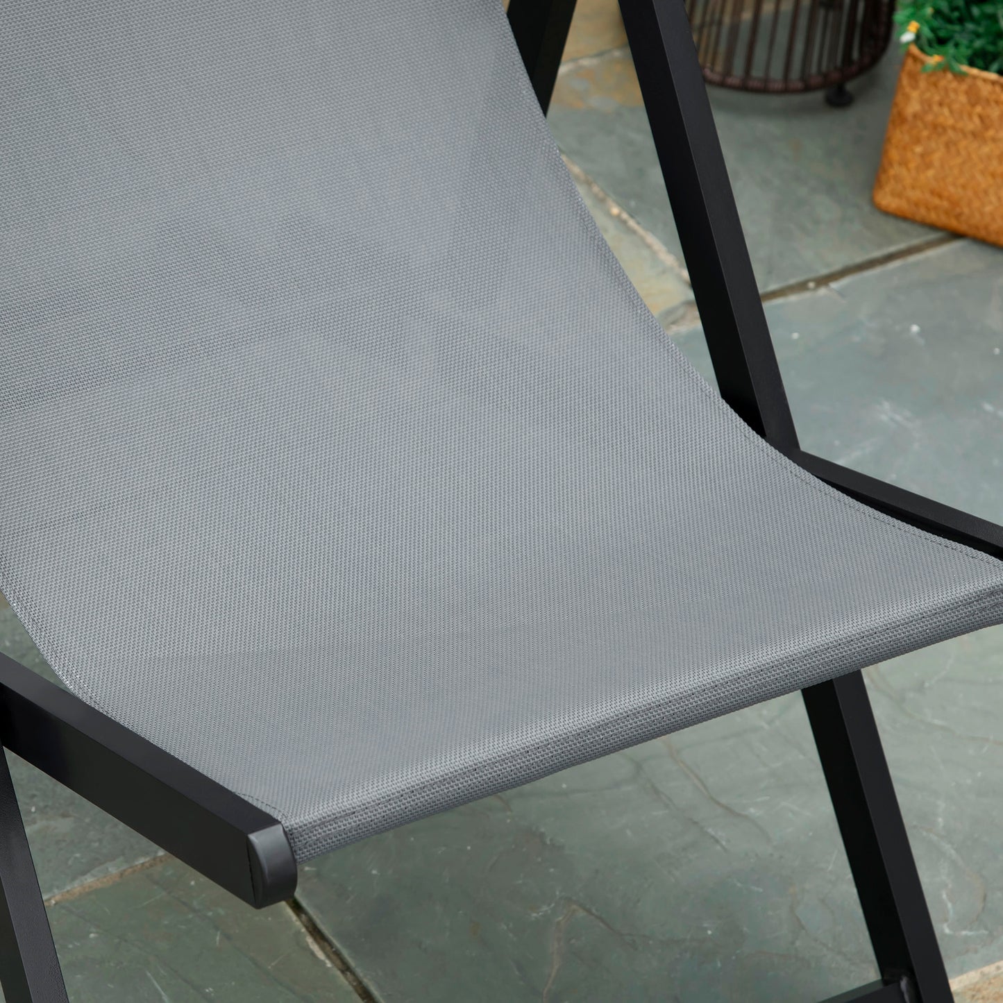 Set of 2 Folding Garden Beach Aluminium Frame Deck Chairs