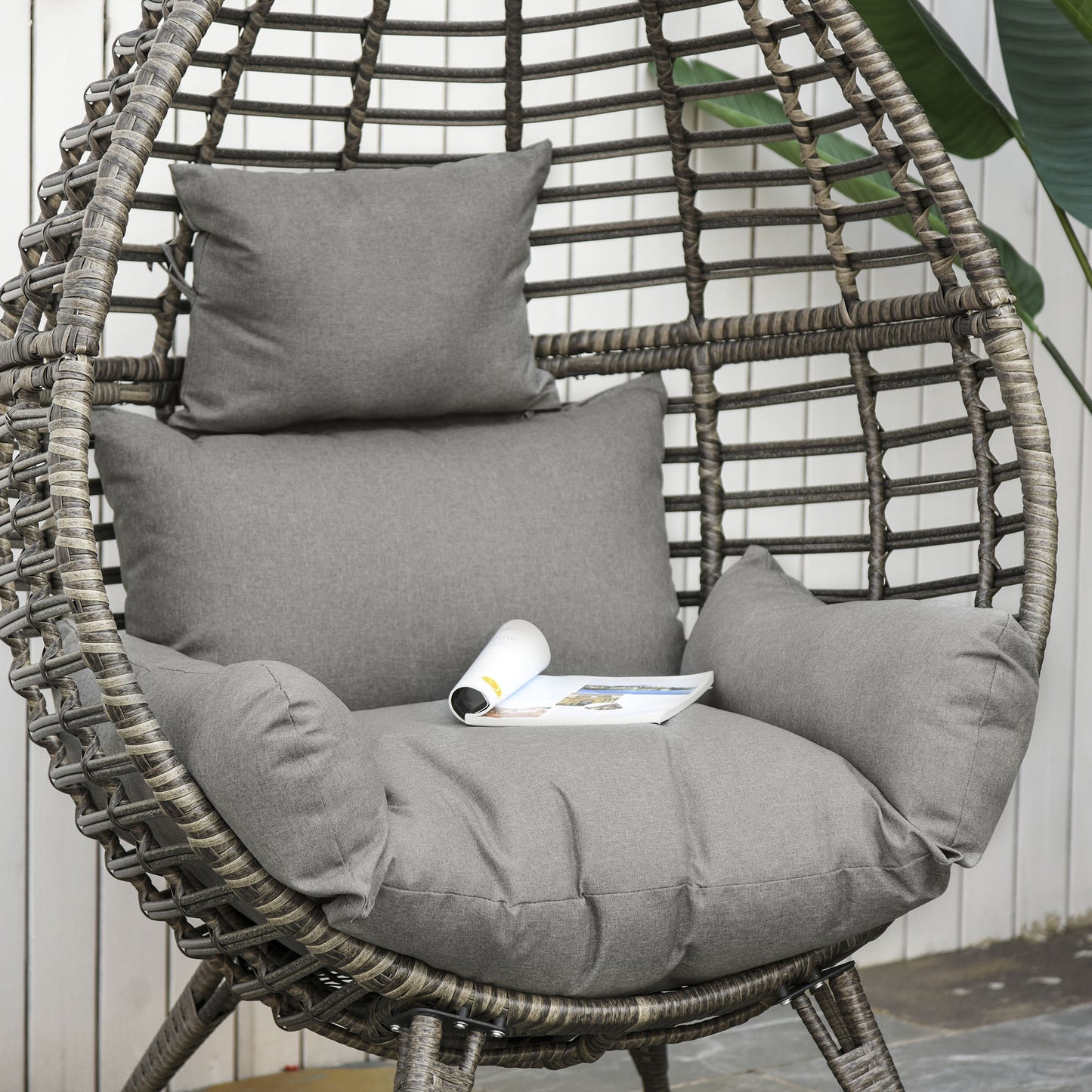 Teardop PE Wicker Rattan Chair w/ Thick Cushions 4 Legs Outdoor