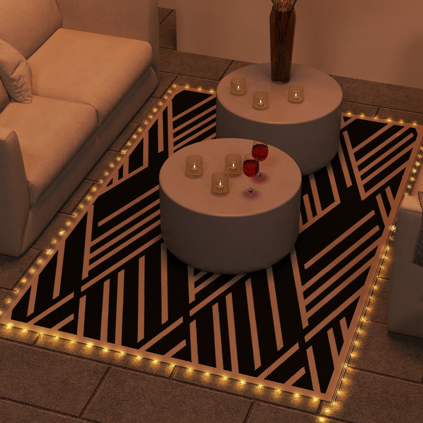 Plastic Straw Reversible RV Outdoor Rug with LED String Light (1)