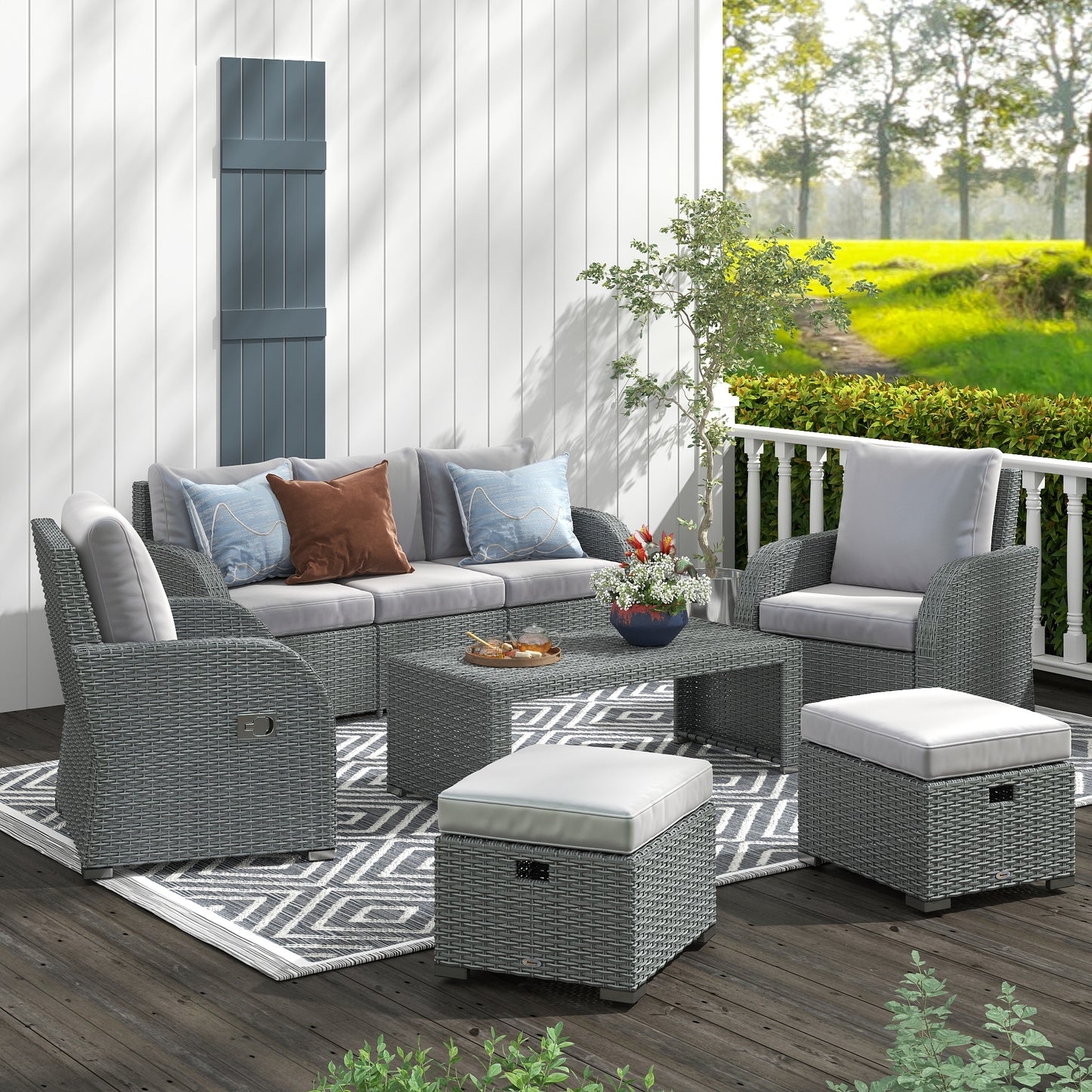 Six-piece Outdoor Rattan Dining Set