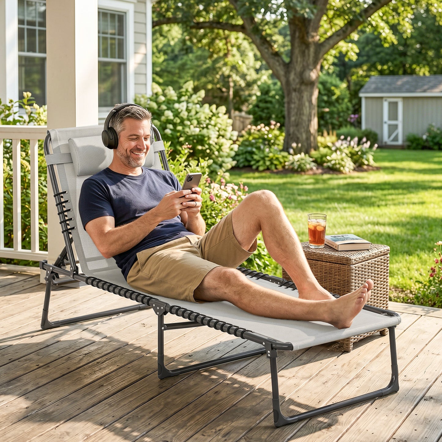 Foldable Sun Lounger, Outdoor 4 Level Adjustable Backrest Reclining