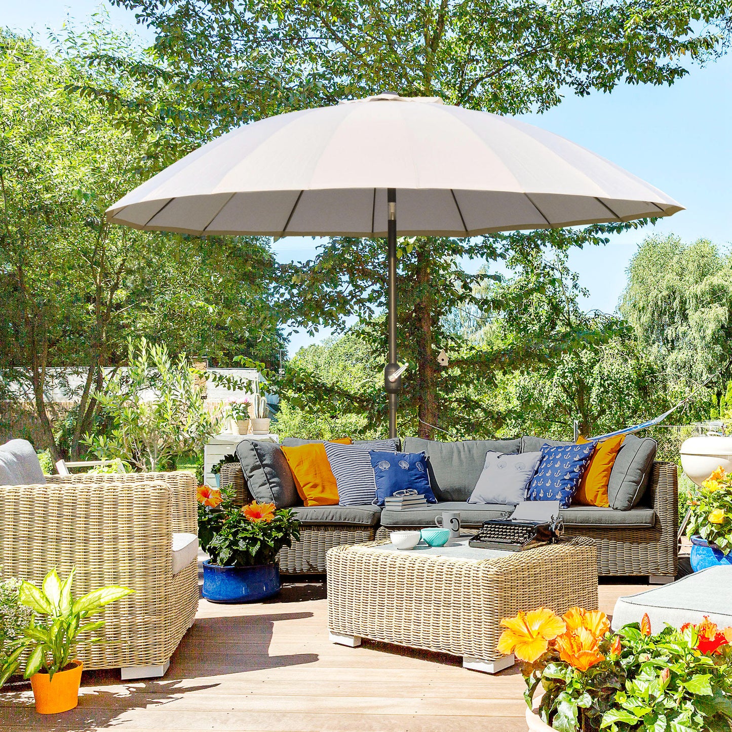 2.5m Shanghai Garden Parasol Umbrella with Crank & Tilt