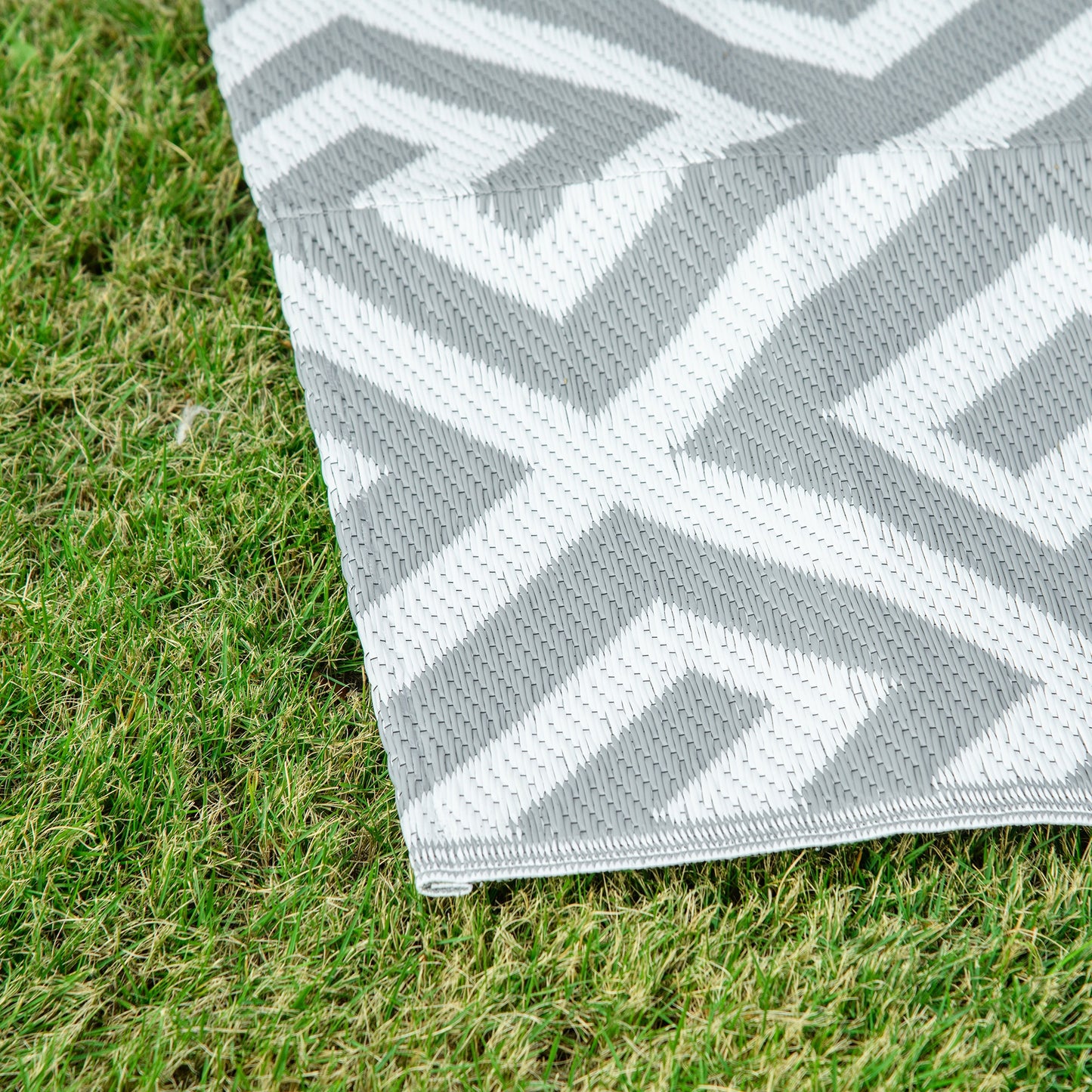 Outdoor Rug Reversible Mat Plastic Straw Rug Portable RV Camping Mat (1)