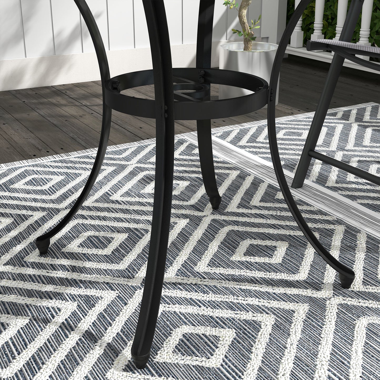 Round Aluminium Table, with ⌀50mm Parasol Hole