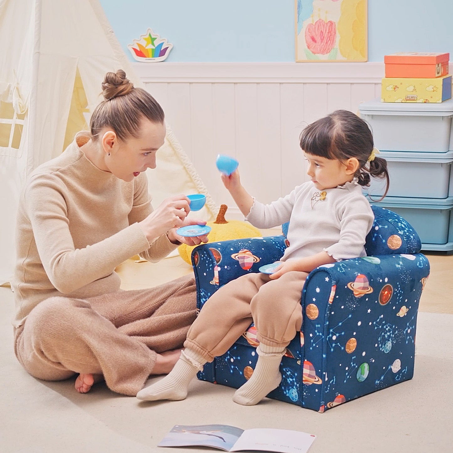 Kids Planet-Themed Armchair, with Non-Slip Feet, Wooden Frame