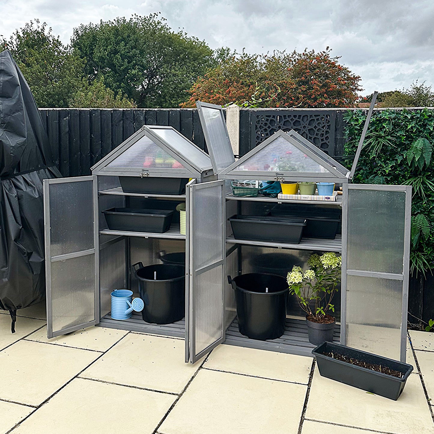 Garden Cold Frame Polycarbonate Greenhouse with Adjustable Shelves